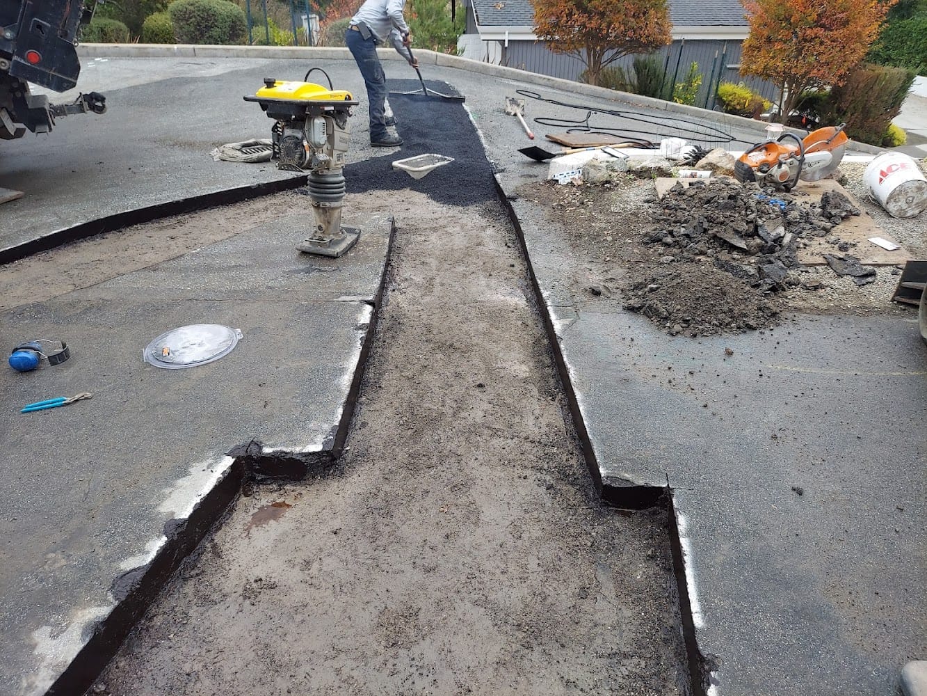 Mac Leod & Associates