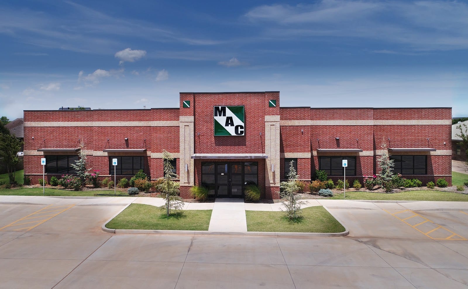 MacArthur Associated Consultants