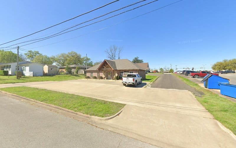 C R Daniels & Associates