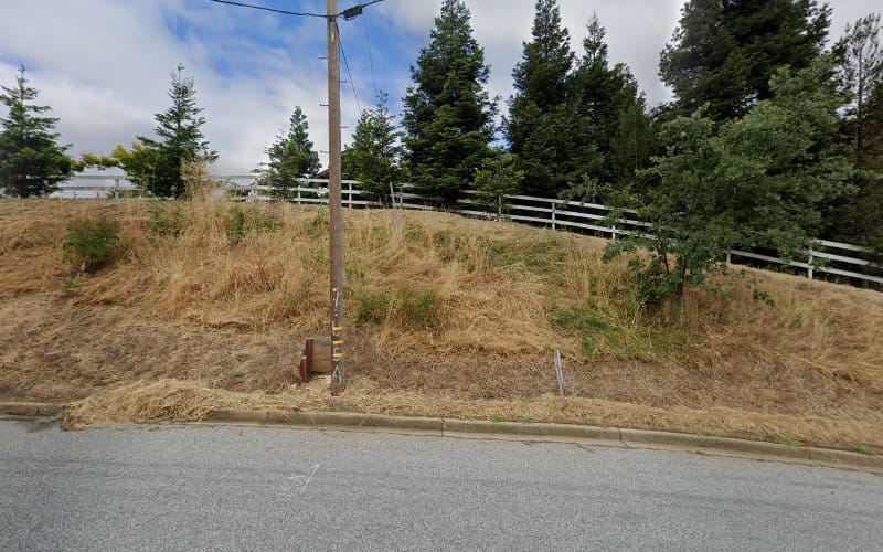 Carnes & Ekparian Inc