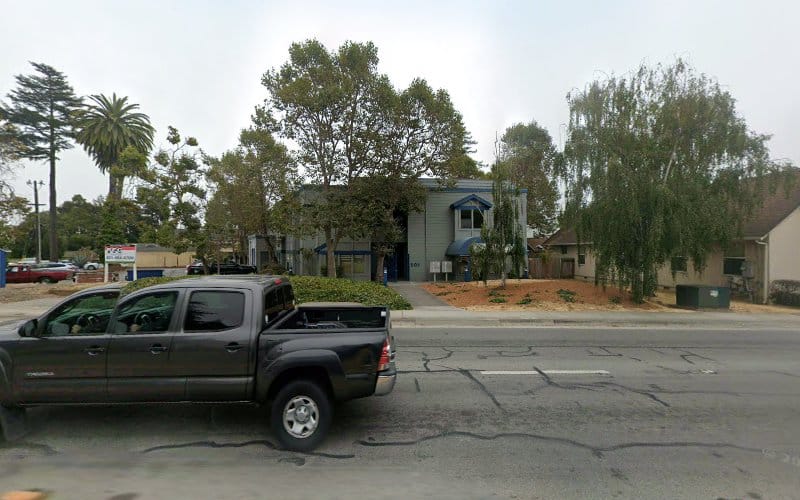 Dees & Associates Inc