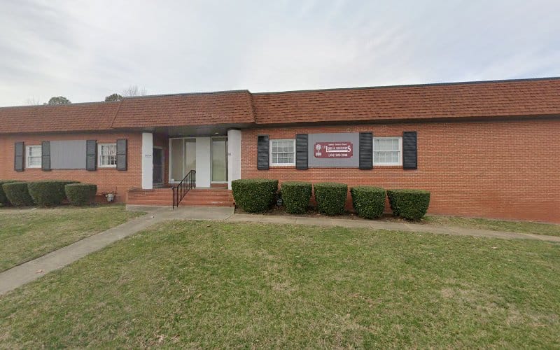 E D Lewis & Associates