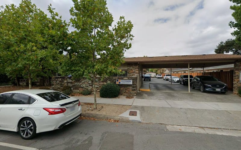 Hanna & Brunetti Associates