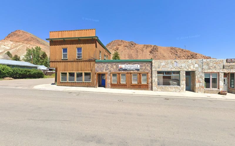 Moon & Associates Inc.