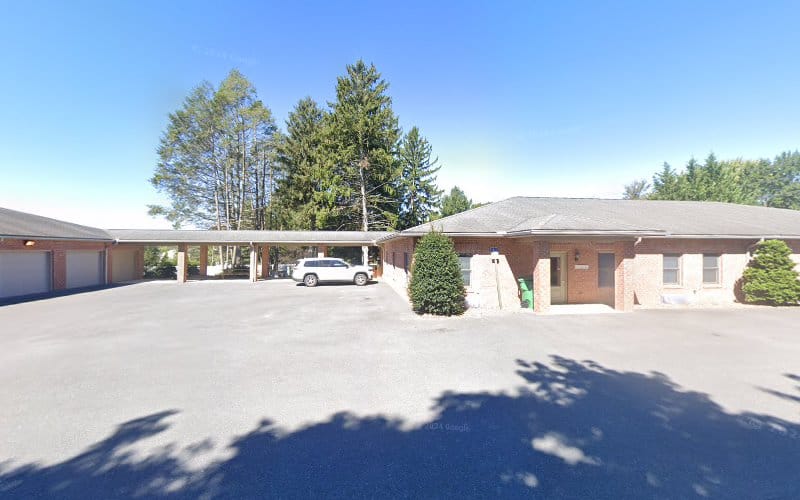 R Lee Royer & Associates