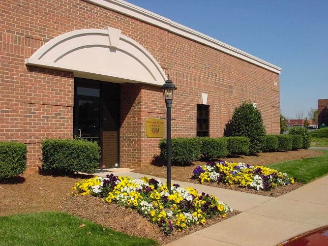 Yarbrough-Williams & Houle Inc.