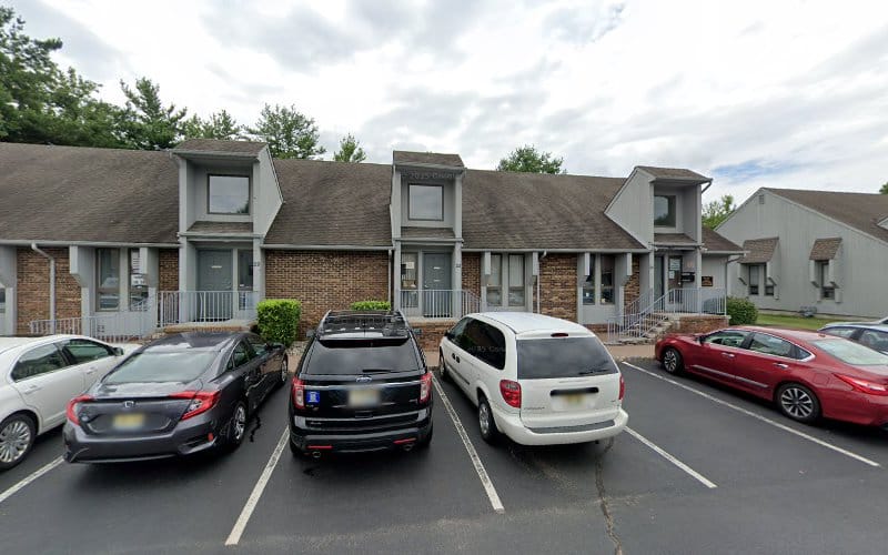 Yorkanis & White Inc